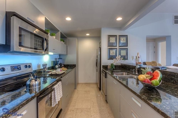 Princess Heights Luxury Boutique Condo Hotel (One Hoe)
